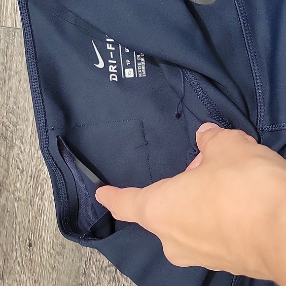 Nike Dri-fit Compression Tights - Picture 4 of 5